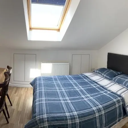 Jey's Flat