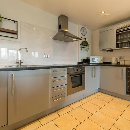 Sidemersey Livings- Convenient And 2-bedroom Haven In L1 Liverpool