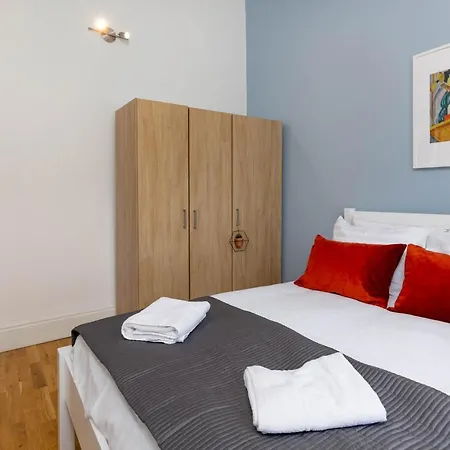 Air Host & - Rockfield House - Sleeps 8 Liverpool