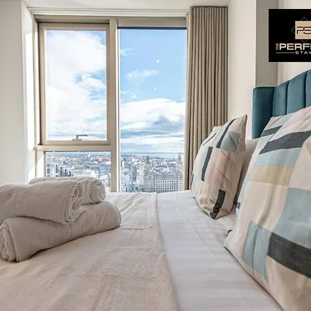 The Lexington - Centre 24 Hour Gym - Your Perfect - And Waterfront Views