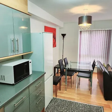 Flat Near Centre * Liverpool