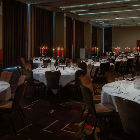 Hilton Centre 4*