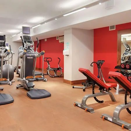 Hilton Centre 4*