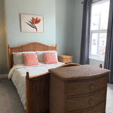 Lovely Victorian House Near Centre * Liverpool