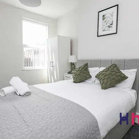 Host - Family Hub,pet-friendly By Centre Semesterbostad Liverpool