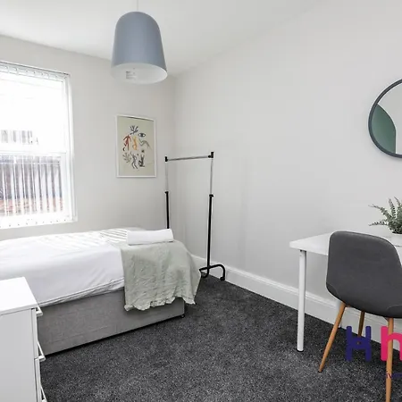 Host - Family Hub,pet-friendly By Centre Liverpool