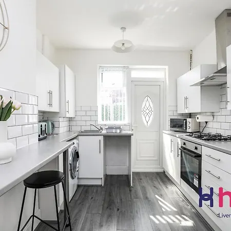 Host - Family Hub,pet-friendly By Centre *