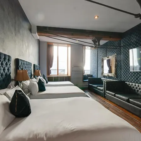 Boutique 56 * Λίβερπουλ