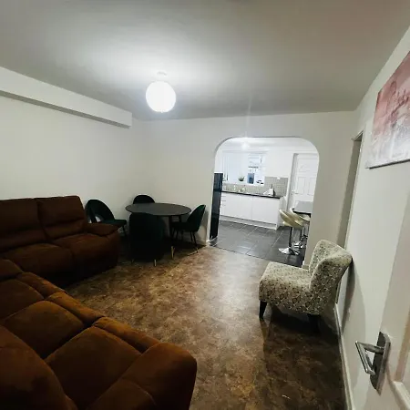 Liberty With Sharing Toilet And Kitchen Pensionat