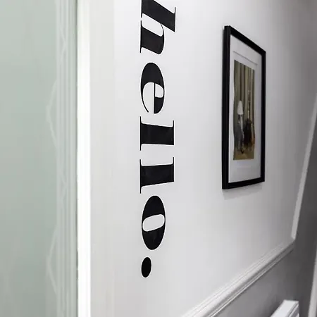 Host - Anfield Gem, Pet-friendly With Garden Vakantiehuis