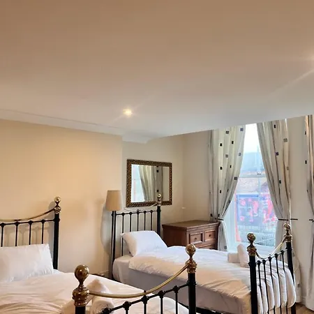 Sheil 3* Ливерпуль