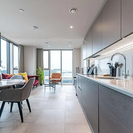 The Lexington - Centre 24 Hour Gym - Your Perfect - And Waterfront Views Liverpool