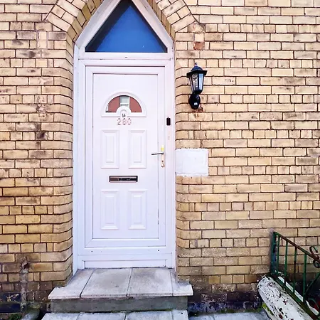 Apartment Spacious Anfield Next To Lfc With Netflix Sleeps 9 Perfect For Large Groups