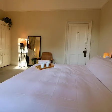 Mossley Hill Retreat Pensionat *