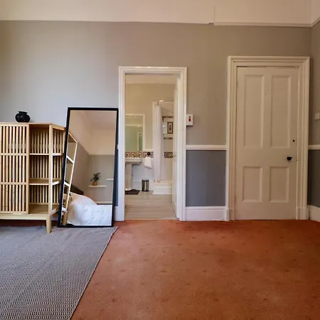 Pensionat Mossley Hill Retreat *