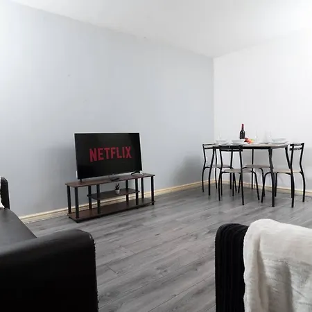 Gem 3 Bedroom House Private Parking * Liverpool