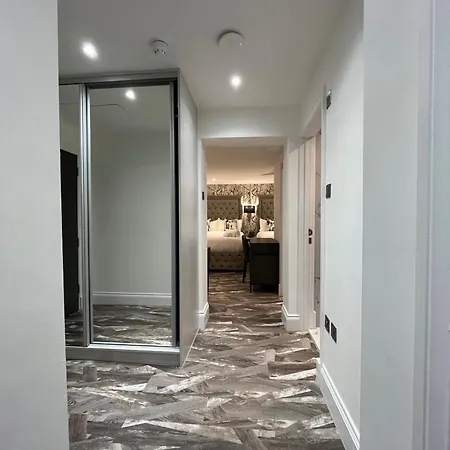 Hotel Philharmonic 4*