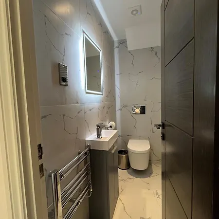 Philharmonic Hotel 4*