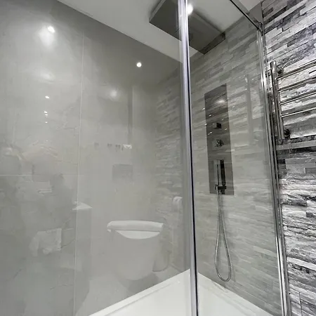 Philharmonic Hotel 4*