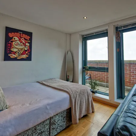 Sidemersey Livings- Convenient And 2-bedroom Haven In L1 Liverpool