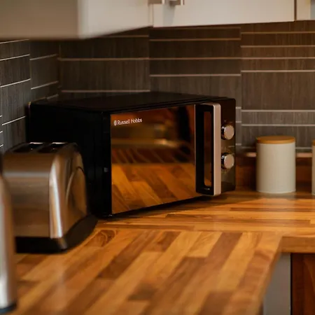 Sidemersey Livings- Convenient And 2-bedroom Haven In L1 Appartement