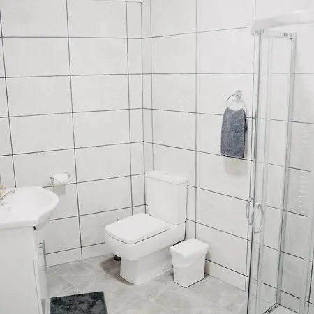 Отель Flat Iron Anfield 4*