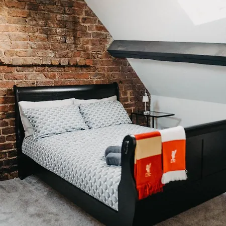 Отель Flat Iron Anfield Ливерпуль