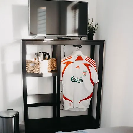 Hotel Flat Iron Anfield 4*