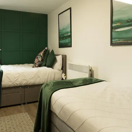 Sidemersey Livings- Convenient And 2-bedroom Haven In L1 Appartement