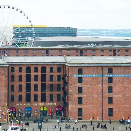 Guestready - Humble Abode By Anfield Stadium
