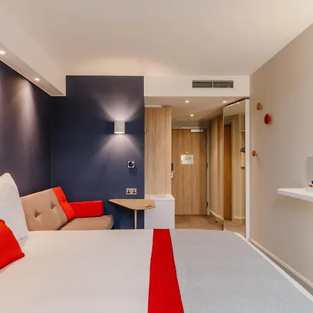 Express - By Ihg Hotel