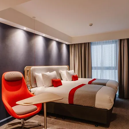 Hotell Express - By Ihg 3*