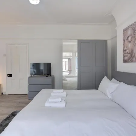 Guestready - Anfield Serene Guest house