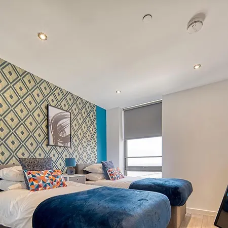 The Ultimate Escape Great View - Sleeps 6 Liverpool