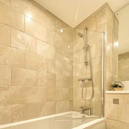 Apartment The Ultimate Escape Great View - Sleeps 6 Liverpool