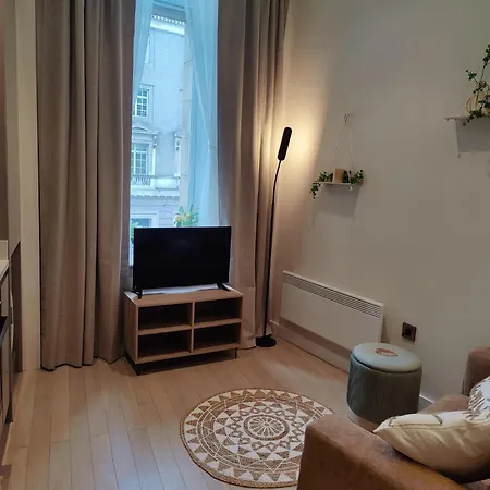 Gem: Cozy Retreat Apartment