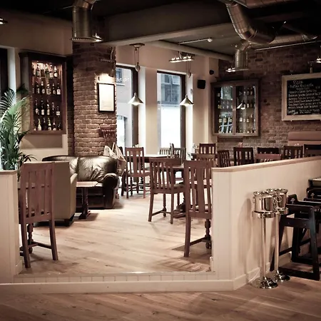 Posh Pads - 1 - Liverpool