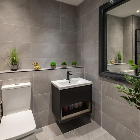 Apartment Host & - Exchange Street Living *