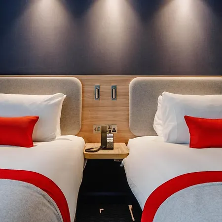 Express - By Ihg Hotel 3*