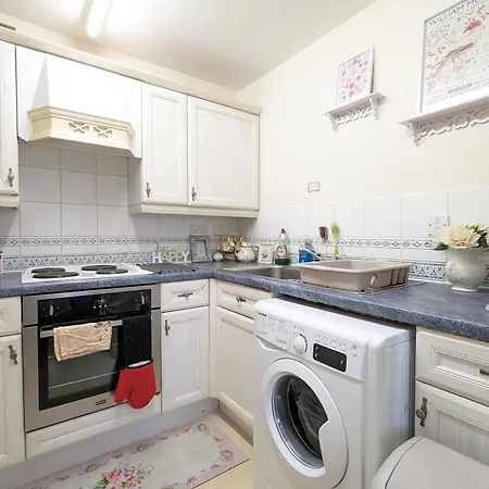Apartment Centre Vintage Theme Guest Free Parkin Liverpool