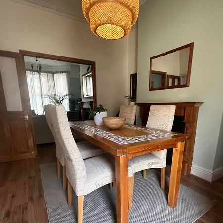 2025 Award Winner Strawberry House - 3 Bedrooms Casa vacanze *