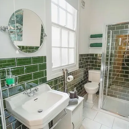 Elegant Georgian Listed Townhouse Liverpool