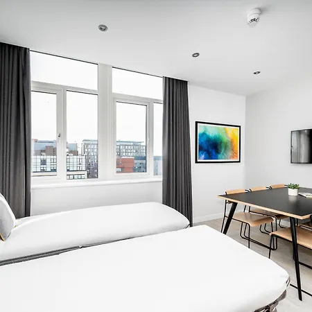Lägenhetshotell Staycity Waterfront 4*