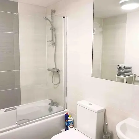 Stylish 2bedroom With Free Parking * Liverpool