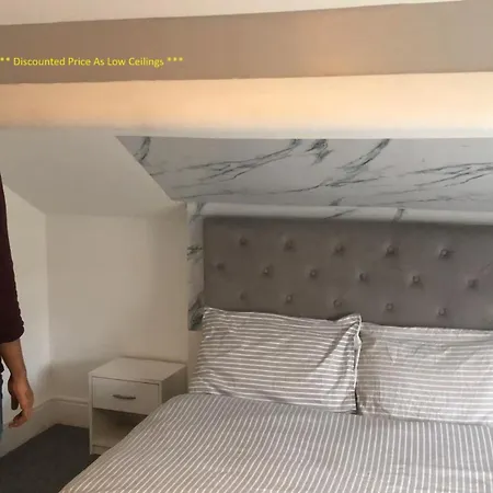 Lodge-room-16 Liverpool