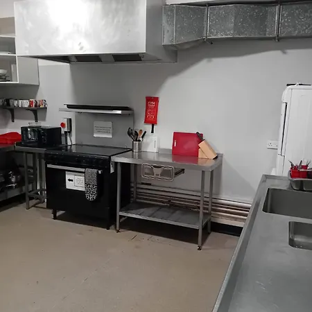 Double-rooms Free Street Parking Near Lfc * Liverpool