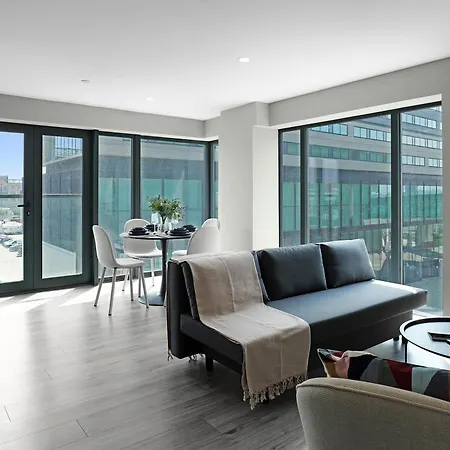 Luxury Dockside * Liverpool