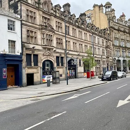 Victoria Street Sleeps 2 * Liverpool