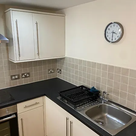 2 Bedroom Flat, Centre Apartment