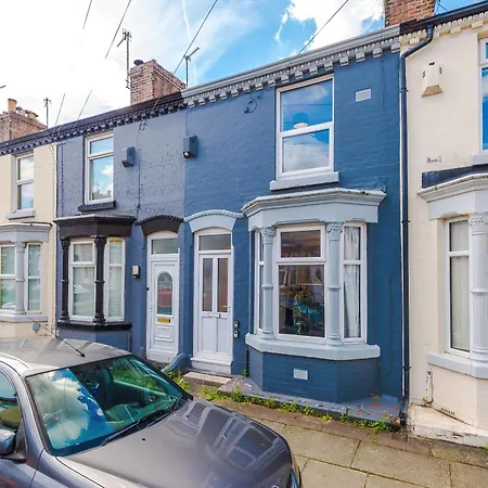 Strathcona House - Air Host & - 3 Bedroom - 3 Bathroom Liverpool